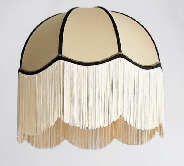 Lámpara de mesa FRINGELLA