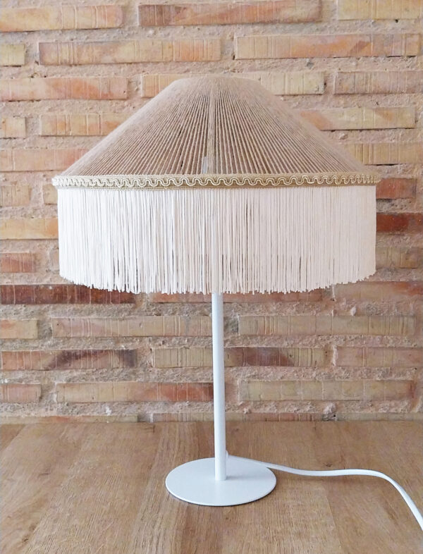 Lámpara de mesa DIVINIA